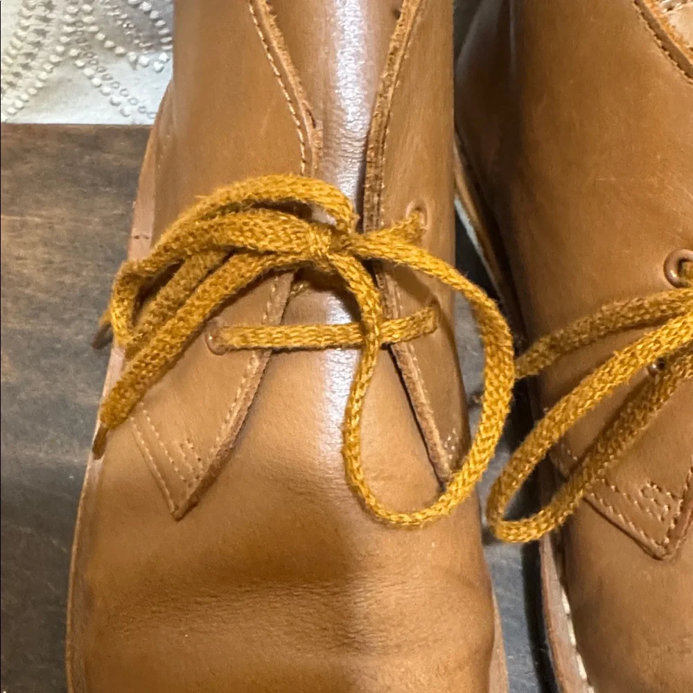 Clarks shoe width